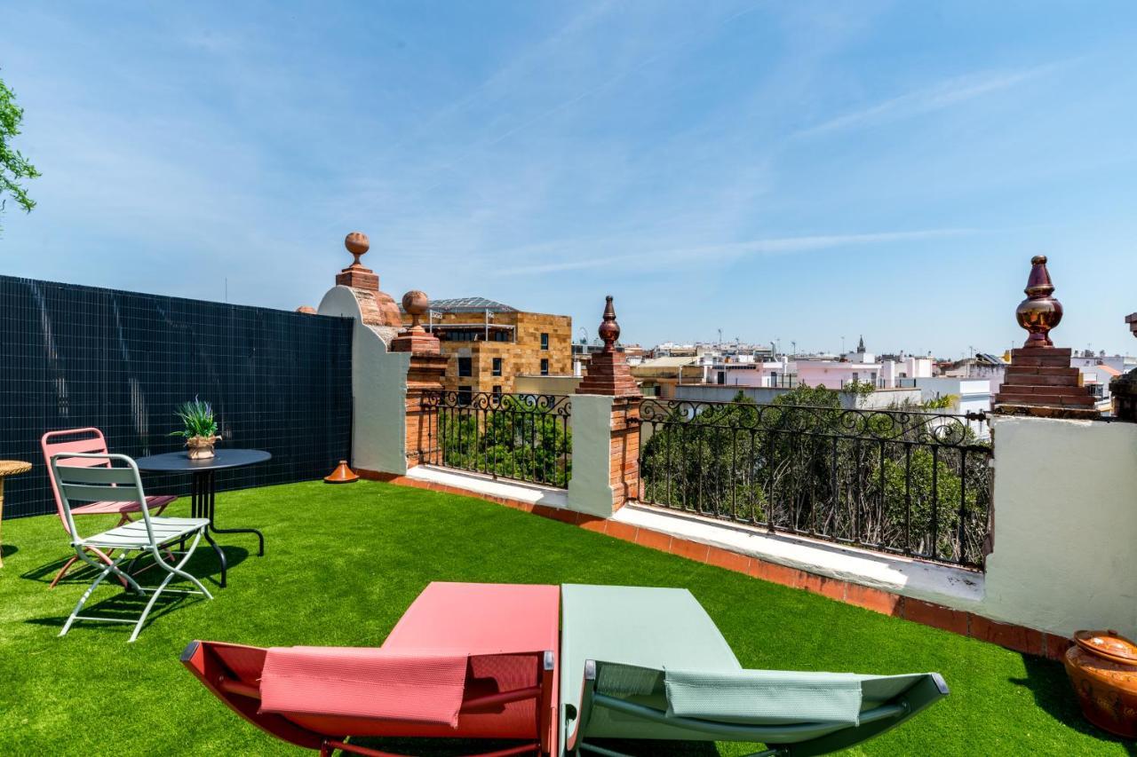 Sunny Study In Triana * Sevilha